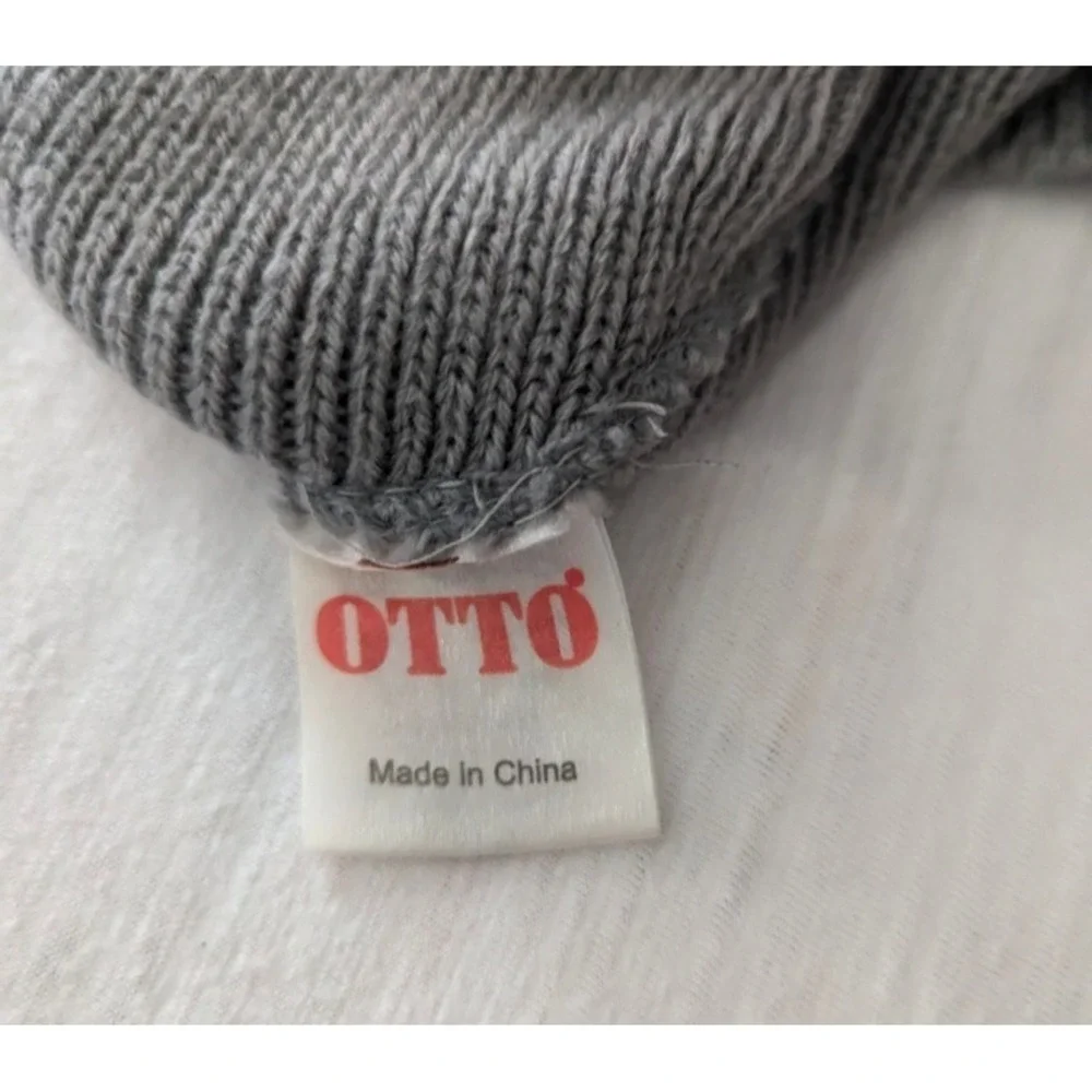 Otto Beanie Kids One Size Gray Embroidered Go Sports! Move The Thing Hat NWOT